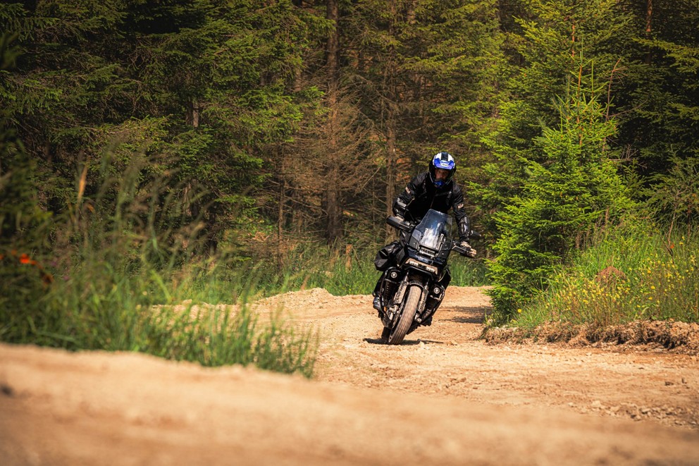 Harley-Davidson Pan America in de grote 1000PS Offroad Test 2024 - afbeelding 17