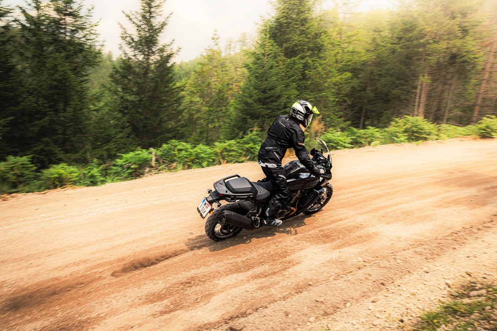 Harley-Davidson Pan America büyük 1000PS Offroad Testi 2024 - Resim 20