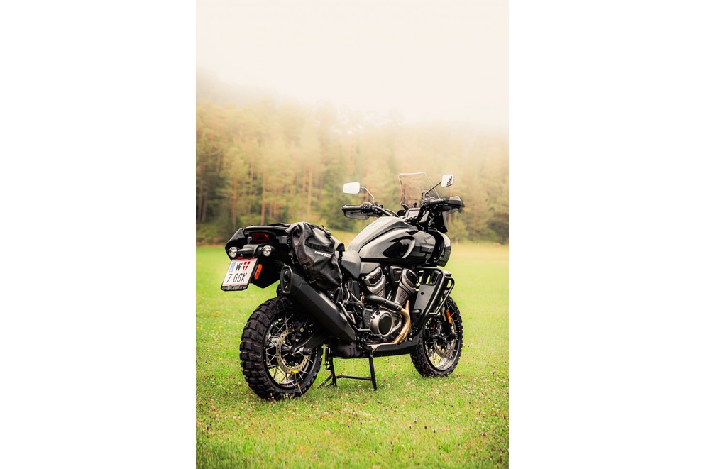 Harley-Davidson Pan America v velikem 1000PS offroad testu 2024 - Slika 33