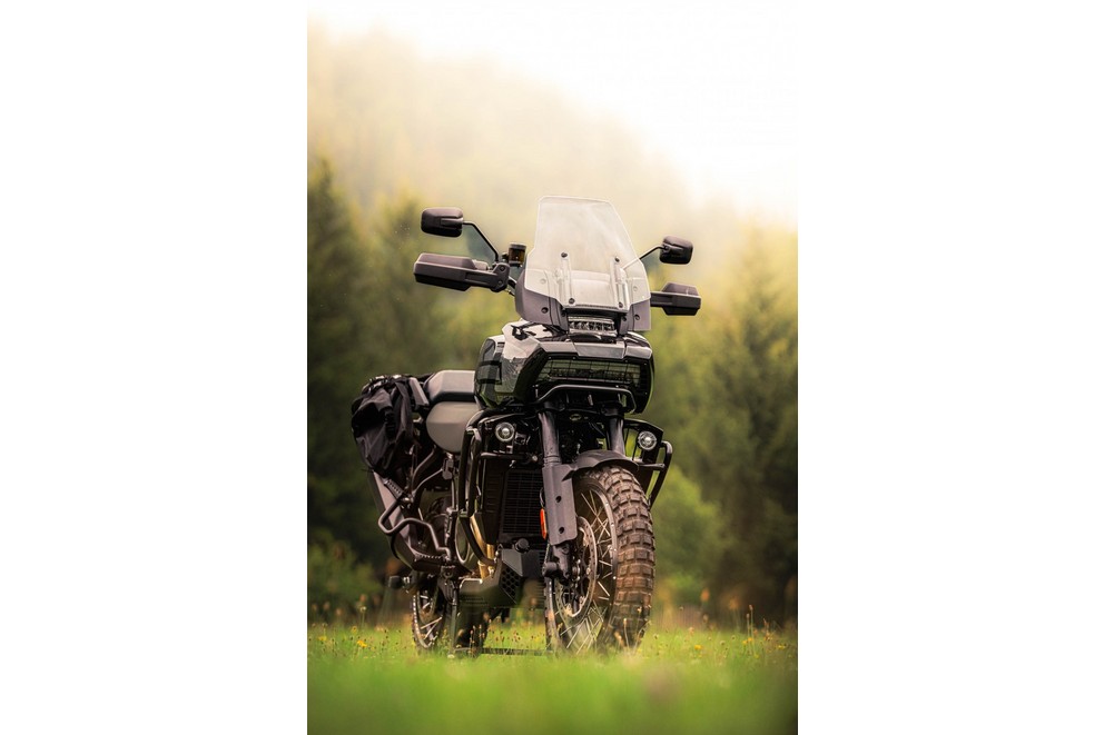 Harley-Davidson Pan America v velikem 1000PS offroad testu 2024 - Slika 64