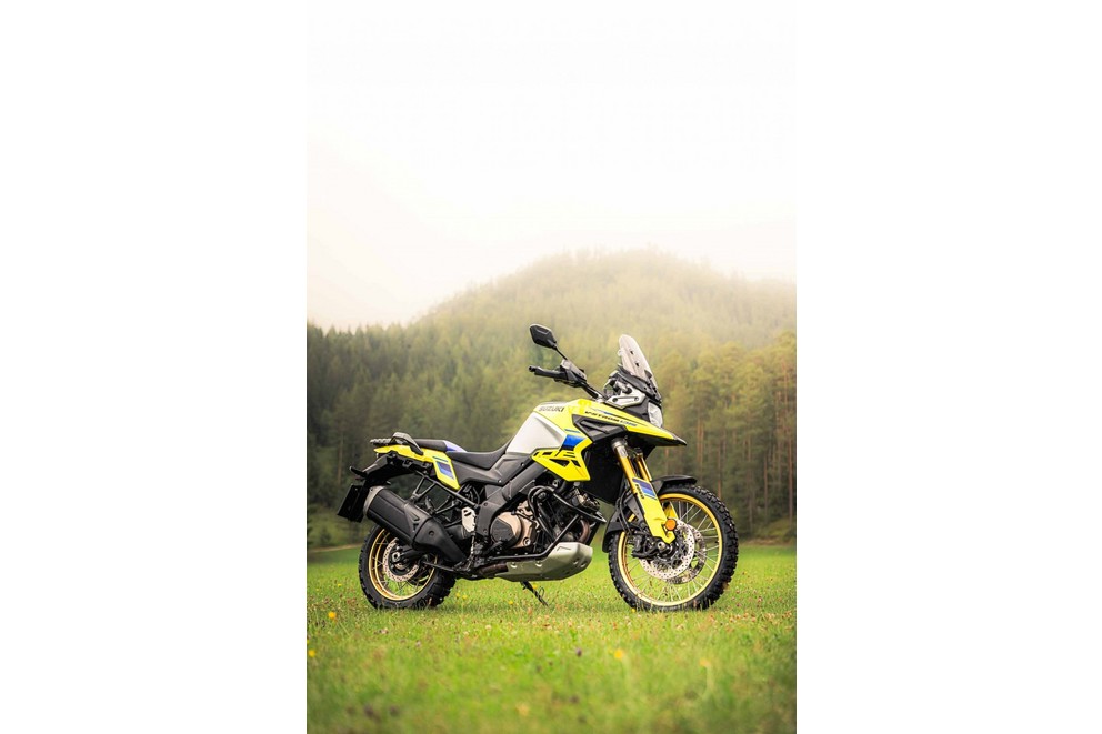 Suzuki V-Strom 1050 DE v velkém 1000PS Offroad testu 2024 - Obrázek 48