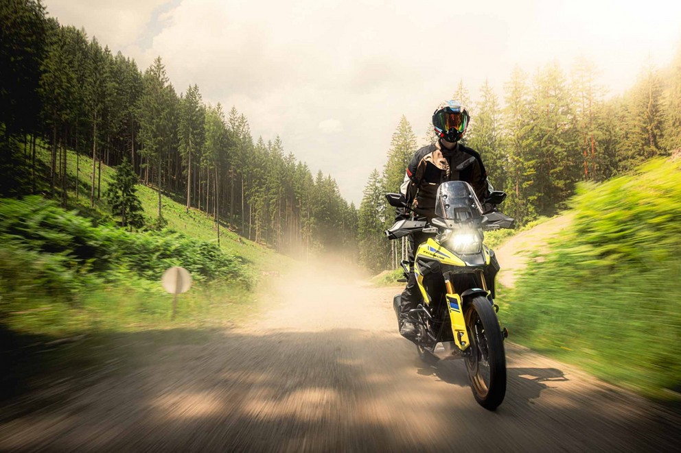 Suzuki V-Strom 1050 DE büyük 1000PS Offroad Testi 2024 - Resim 24