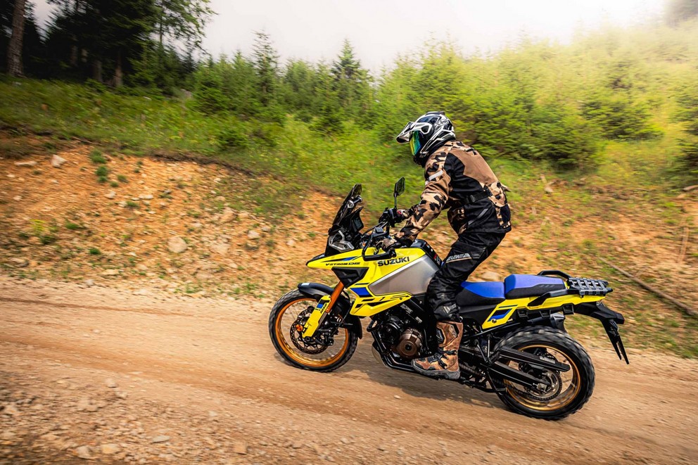 Suzuki V-Strom 1050 DE büyük 1000PS Offroad Testi 2024 - Resim 34