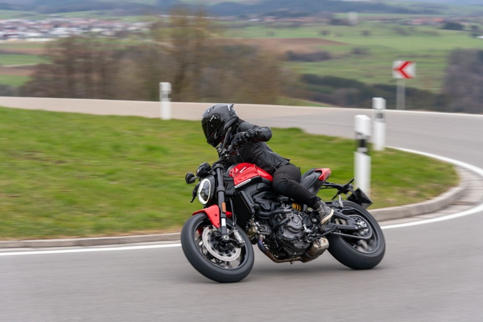 Ducati Monster - Resim 14