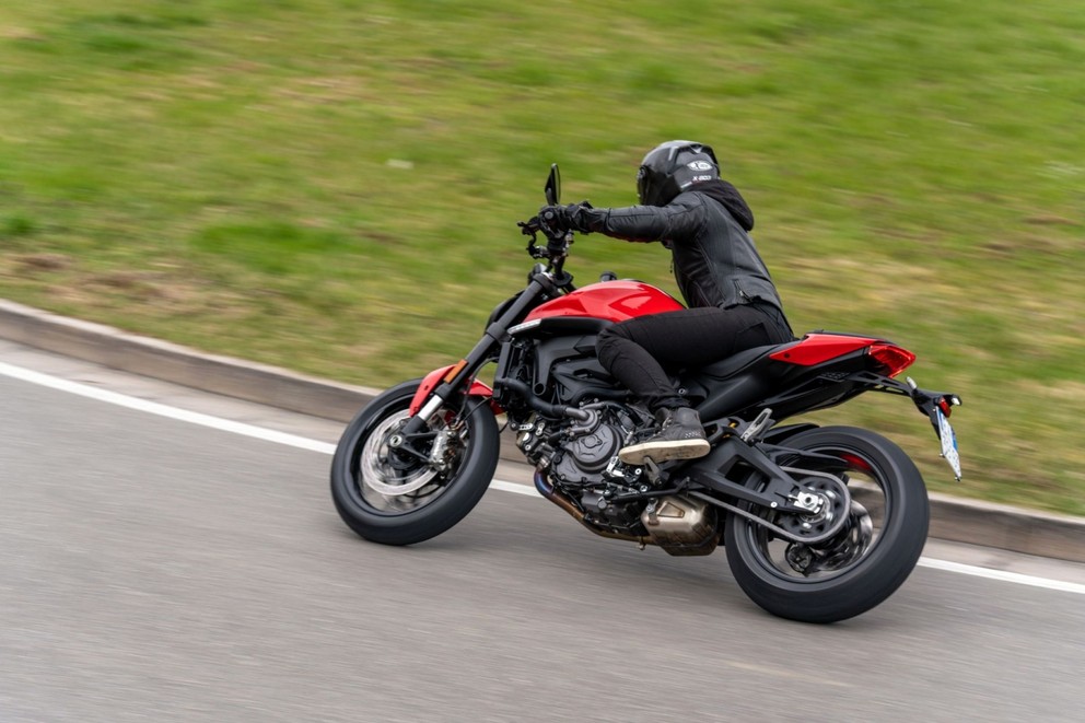 Ducati Monster - Слика 17