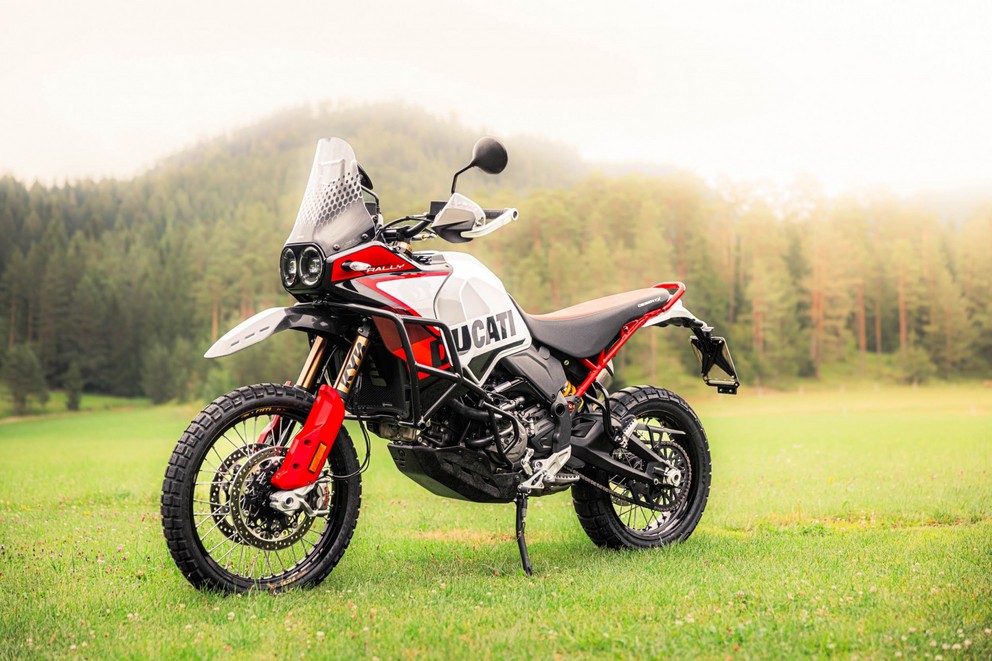 Ducati Desert X i det stora 1000PS offroad-testet 2024 - Bild 34