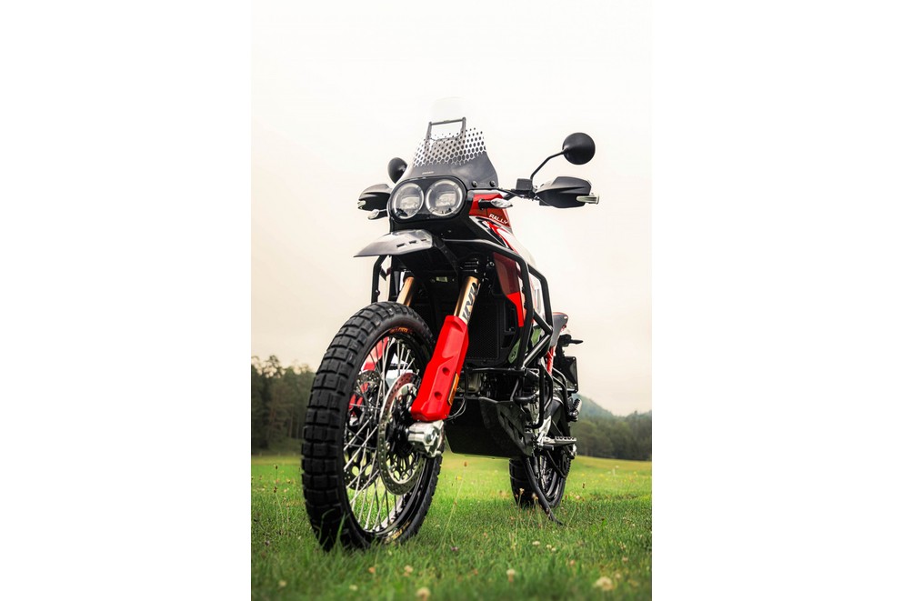 Ducati Desert X no grande teste offroad 1000PS 2024 - Imagem 36