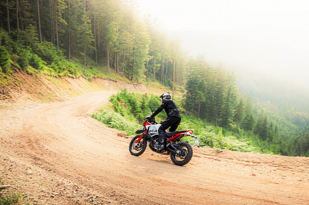 Ducati Desert X a nagy 1000PS Offroad teszten 2024 - Kép 20