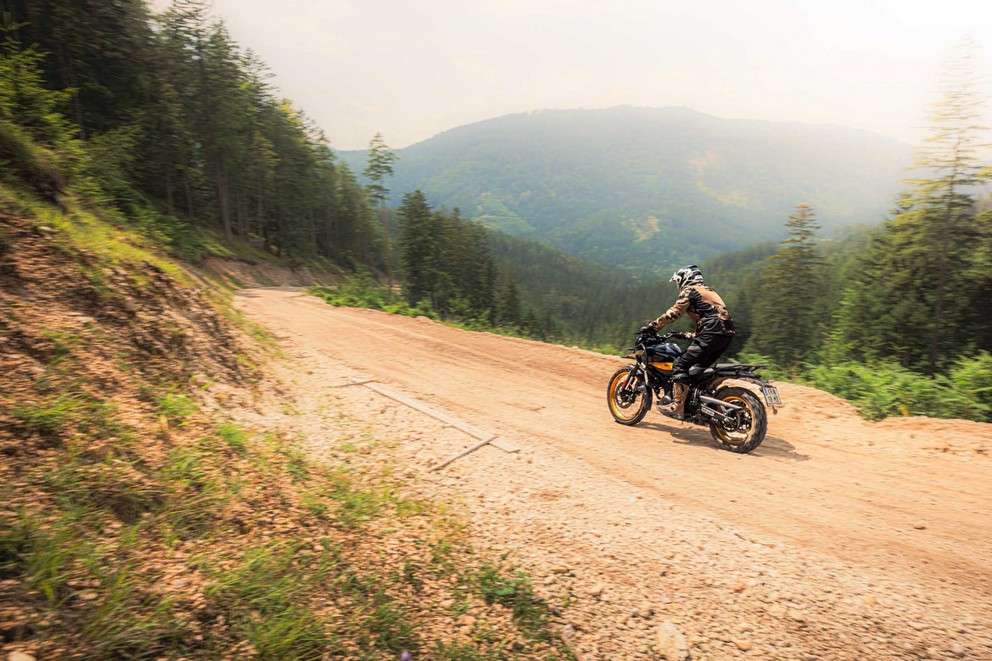 Royal Enfield Himalayan 452 ve velkém 1000PS off-road testu 2024 - Obrázek 7