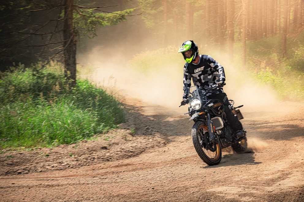 Royal Enfield Himalayan 452 in de grote 1000PS Offroad Test 2024 - afbeelding 19