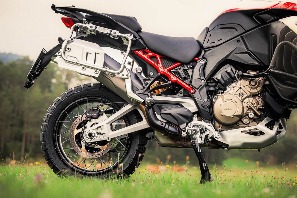 Ducati Multistrada V4 Rally v 1000PS Offroad Testu 2024 - Obrázek 10