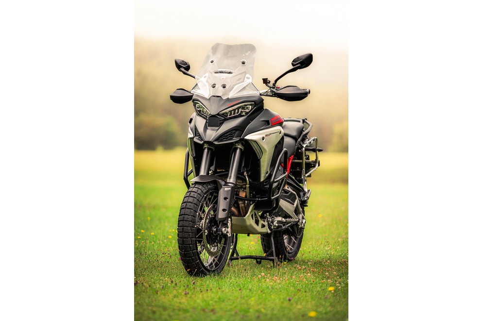 Ducati Multistrada V4 Rally dans le test off-road 1000PS 2024 - Image 17