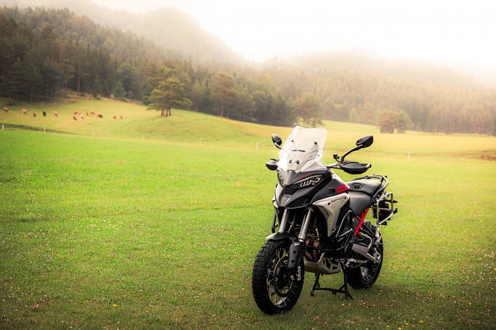 Ducati Multistrada V4 Rally dans le test off-road 1000PS 2024 - Image 32