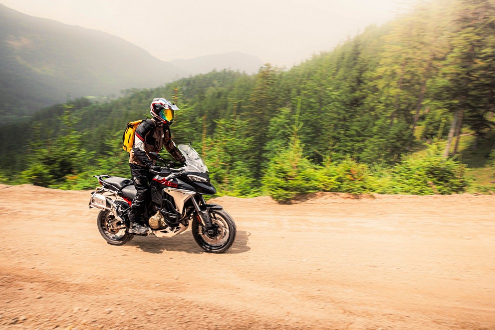 Ducati Multistrada V4 Rally dans le test off-road 1000PS 2024 - Image 45