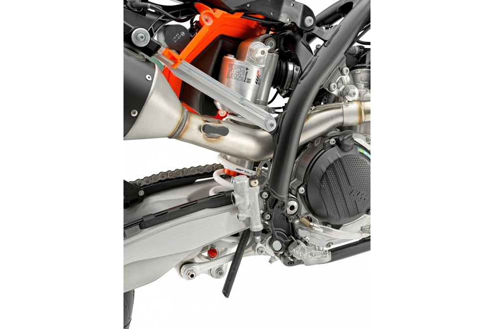 Nova KTM SMR 450 2025 - Imagem 13