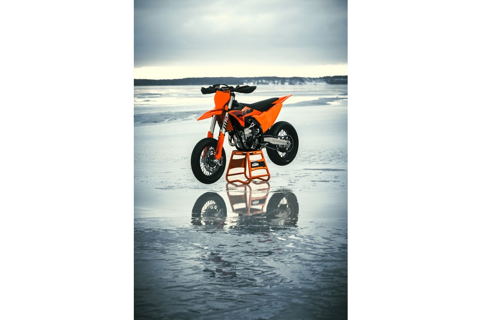 Nova KTM SMR 450 2025 - Imagem 40