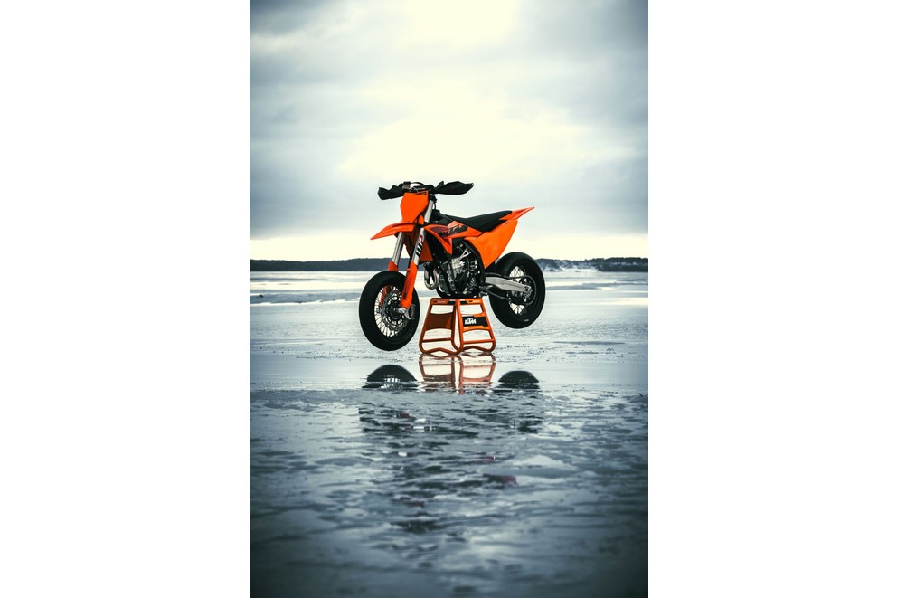 Nova KTM SMR 450 2025 - Imagem 41