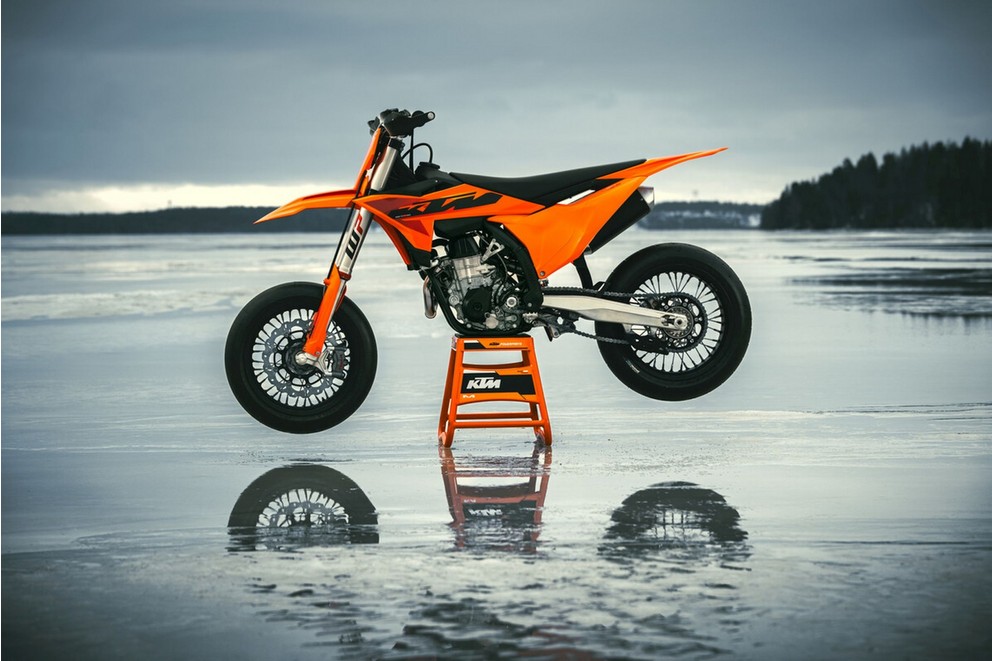 Nova KTM SMR 450 2025 - Imagem 45