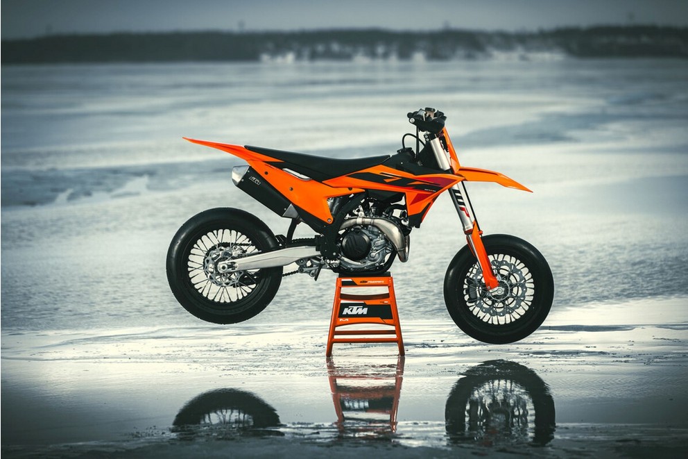 New KTM SMR 450 2025 - Image 46