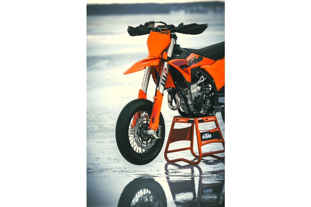 New KTM SMR 450 2025 - Image 54