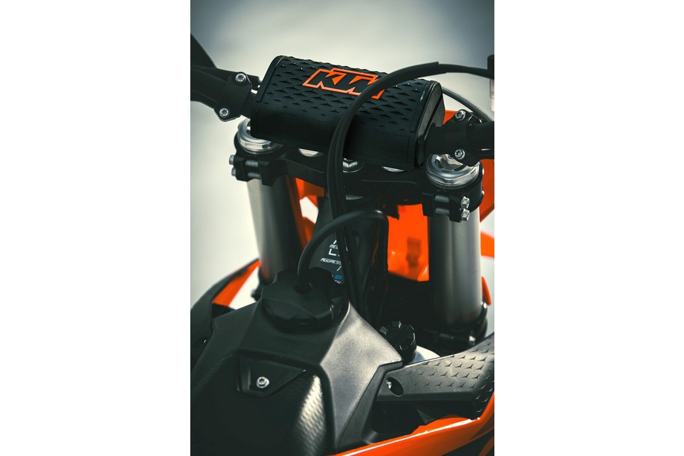 Nova KTM SMR 450 2025 - Imagem 67