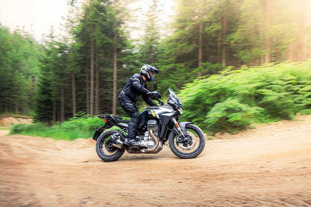 Moto Guzzi Stelvio in the 1000PS Offroad Test 2024 - Image 34