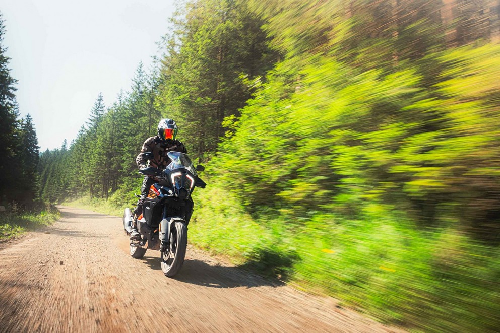 'Felsőkategóriás túraendúro a nagy offroad tesztben 2024' - Kép 240