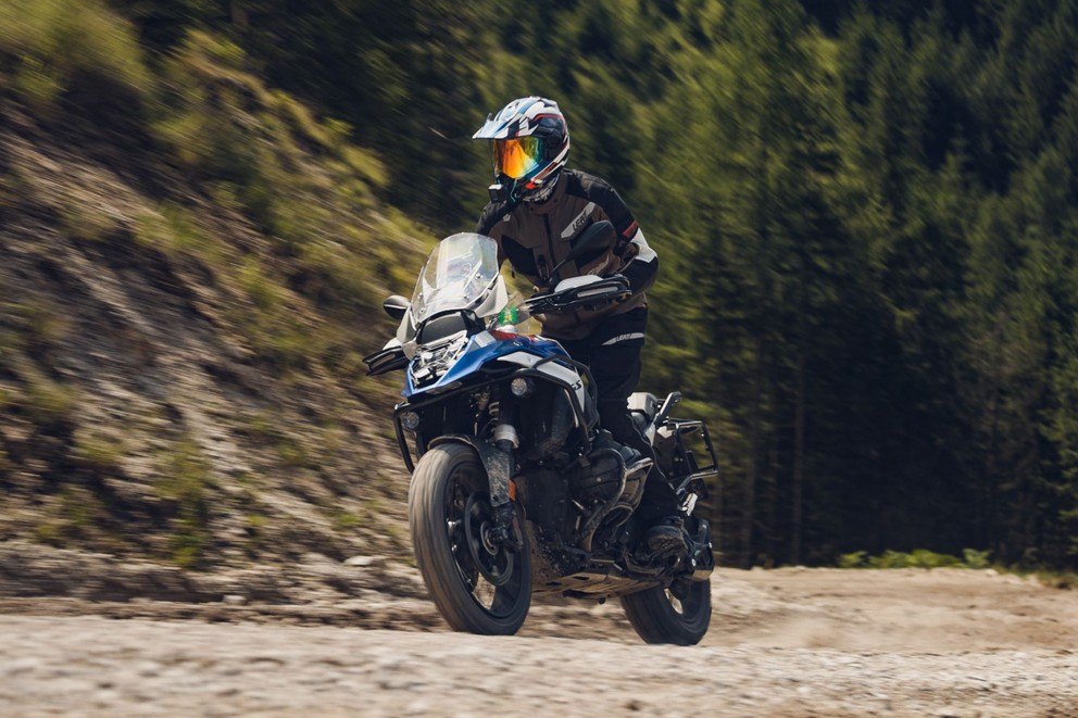 'Adventure bike top class in the big off-road test 2024' - Image 133