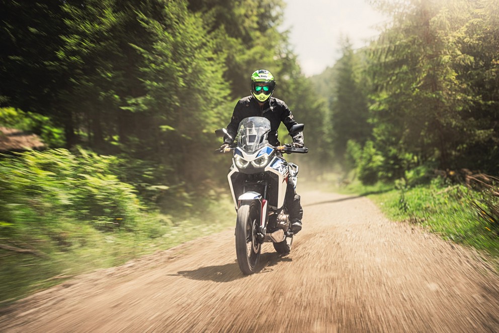 '21-Zoll-motos de aventura no grande comparativo e teste off-road 2024' - Imagem 180