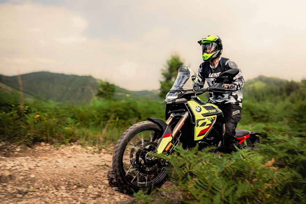 '21-inch adventure bikes in the big off-road comparison & test 2024' - Image 198