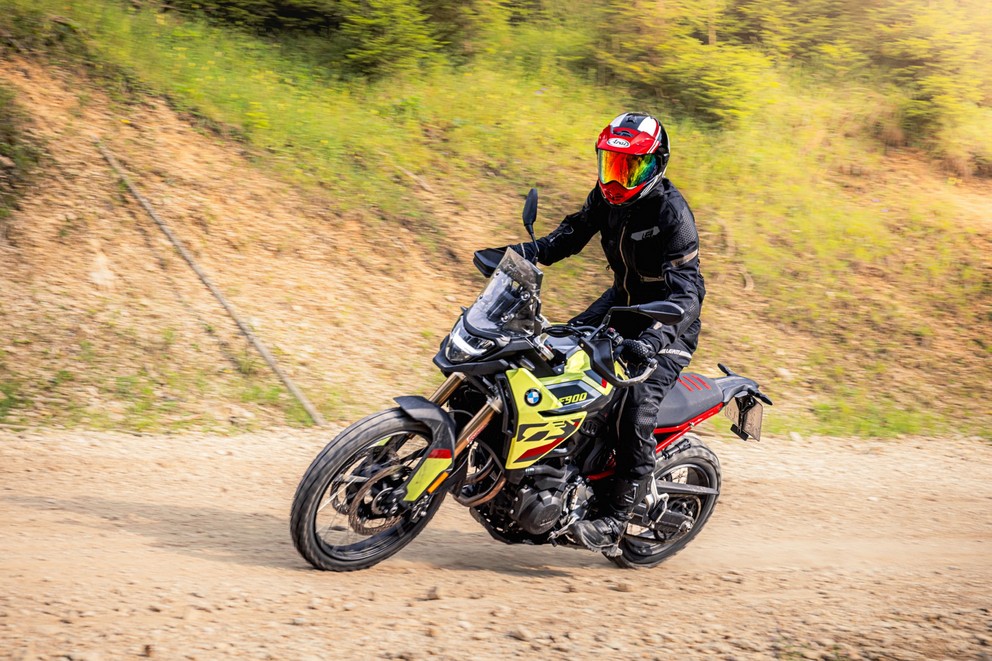 '21-Zoll-motos de aventura no grande comparativo e teste off-road 2024' - Imagem 174