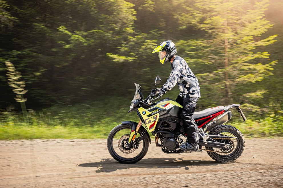 '21-inch adventure bikes in the big off-road comparison & test 2024' - Image 92