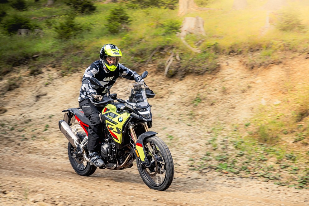 '21-Zoll-motos de aventura no grande comparativo e teste off-road 2024' - Imagem 273