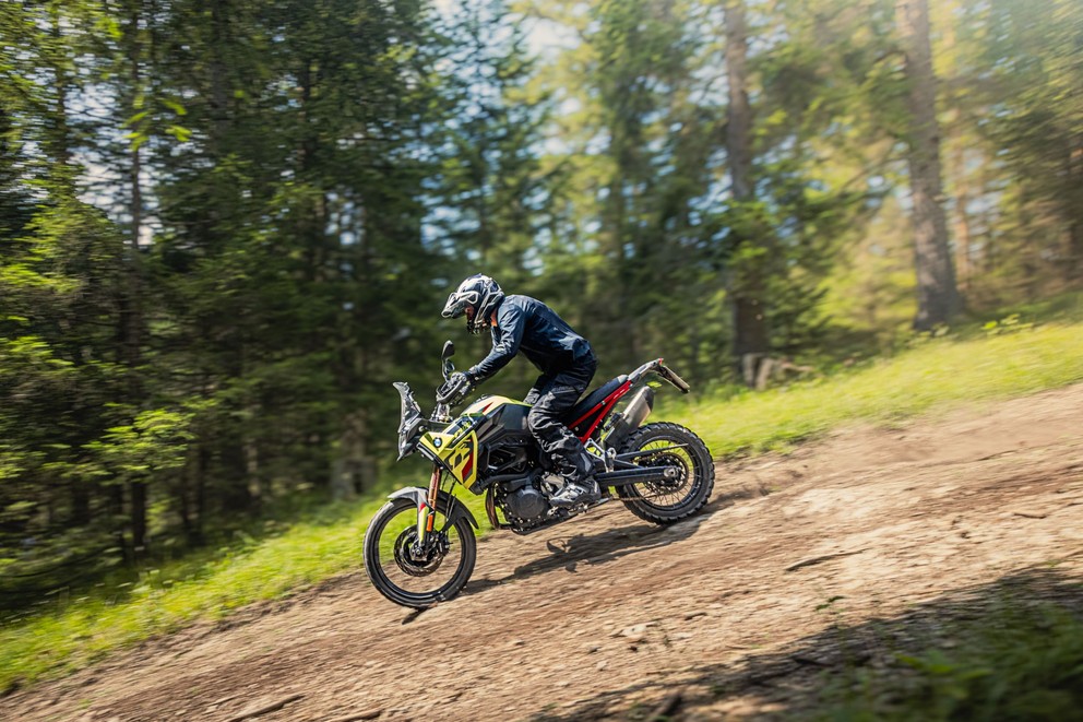 '21-Zoll-motos de aventura no grande comparativo e teste off-road 2024' - Imagem 168