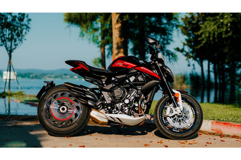 MV Agusta Dragster 800 RR SCS 2024 - Imagem 48