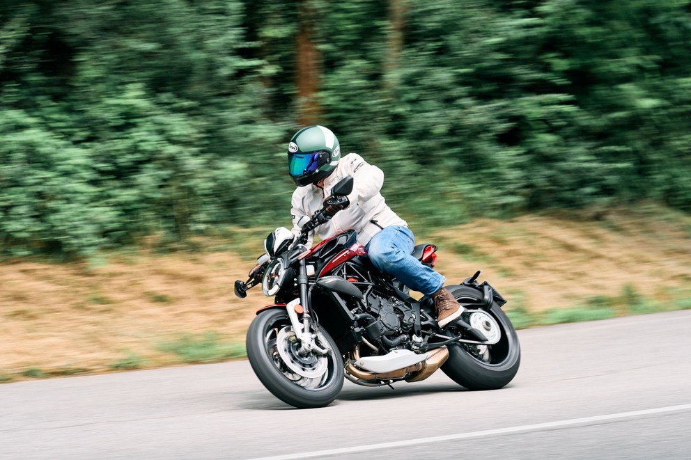 MV Agusta Dragster 800 RR SCS 2024 - Obrázek 30