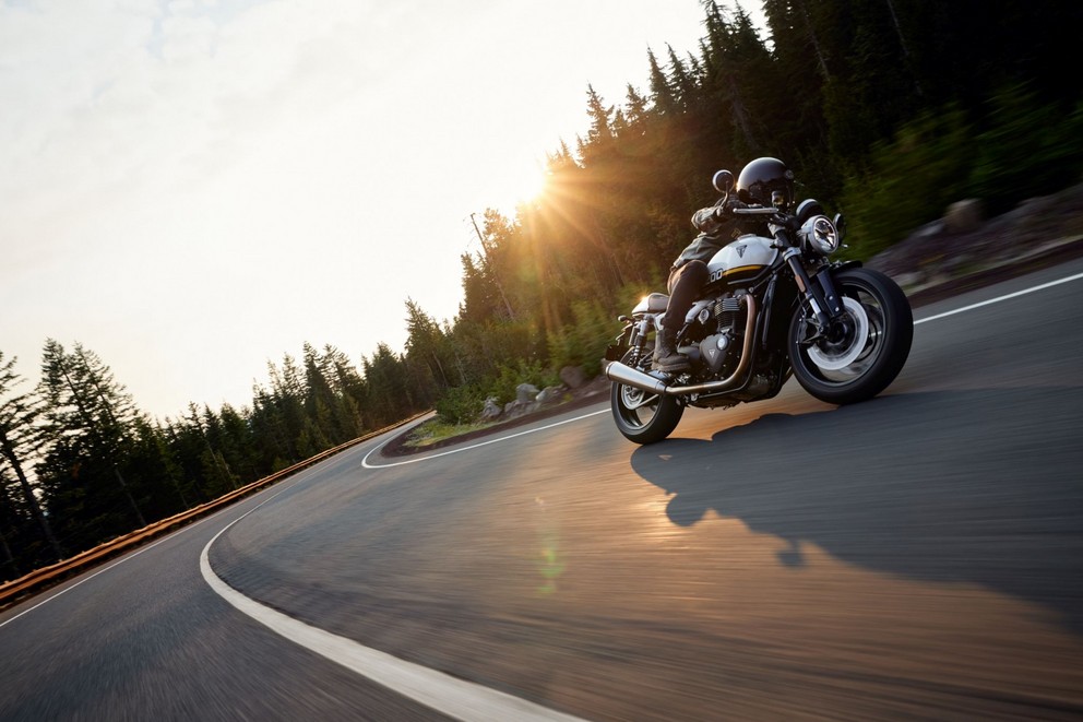 Triumph Speed Twin 1200 & Speed Twin 1200 RS 2025 - Слика 5