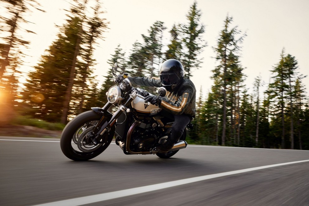 Triumph Speed Twin 1200 & Speed Twin 1200 RS 2025 - Слика 98