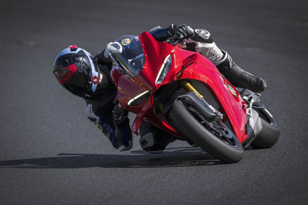 Ducati Panigale V4 S 2025 Test - afbeelding 82