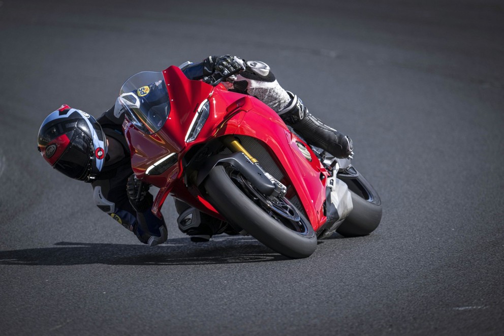 Ducati Panigale V4 S 2025 Test - Bild 57