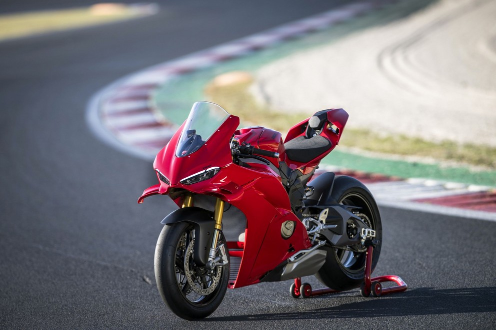 Teste da Ducati Panigale V4 S 2025 - Imagem 54