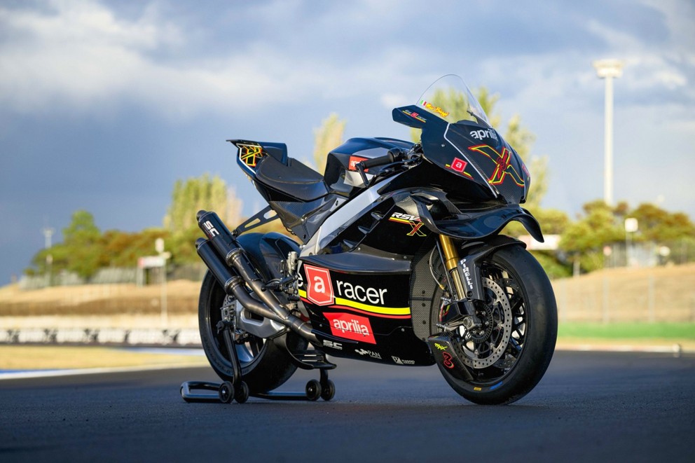 Aprilia RSV4 X ex3ma 2025 - Imagem 3