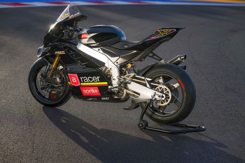 Aprilia RSV4 X ex3ma 2025 - Слика 2