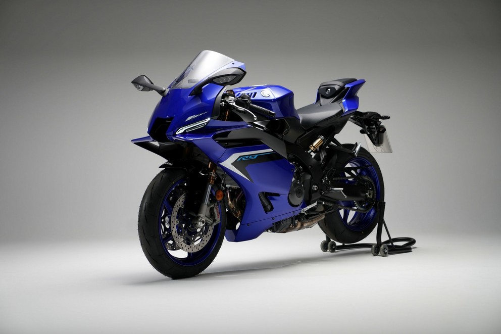 Yeni Yamaha R9 2025 - Resim 61