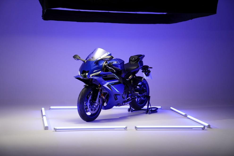 Nova Yamaha R9 2025 - Imagem 51