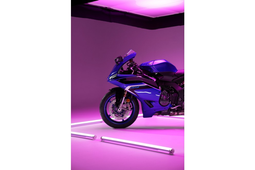 Nova Yamaha R9 2025 - Imagem 93