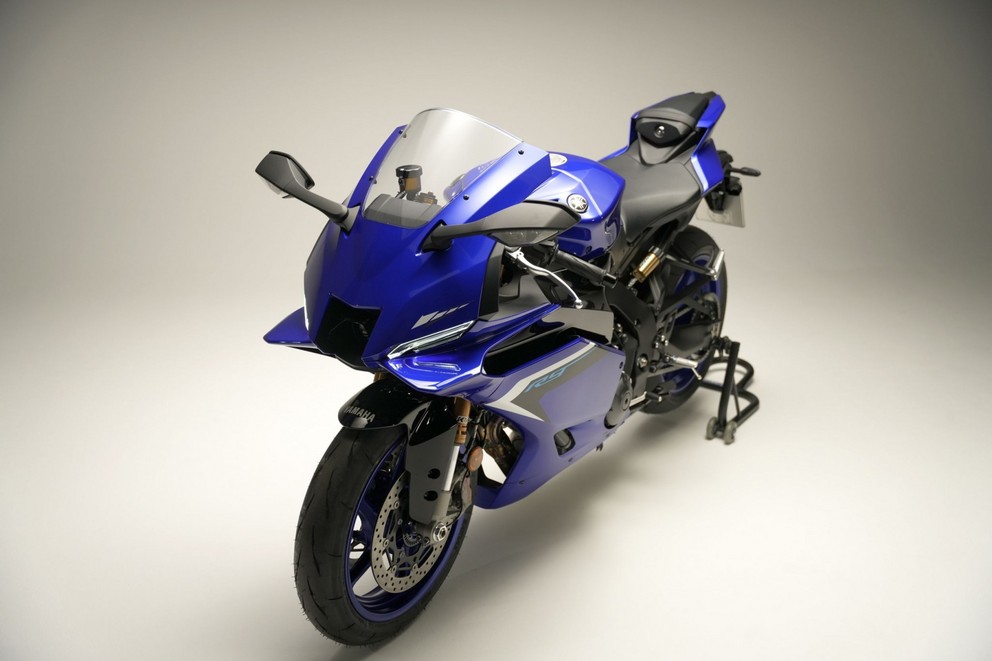 New Yamaha R9 2025 - Image 3