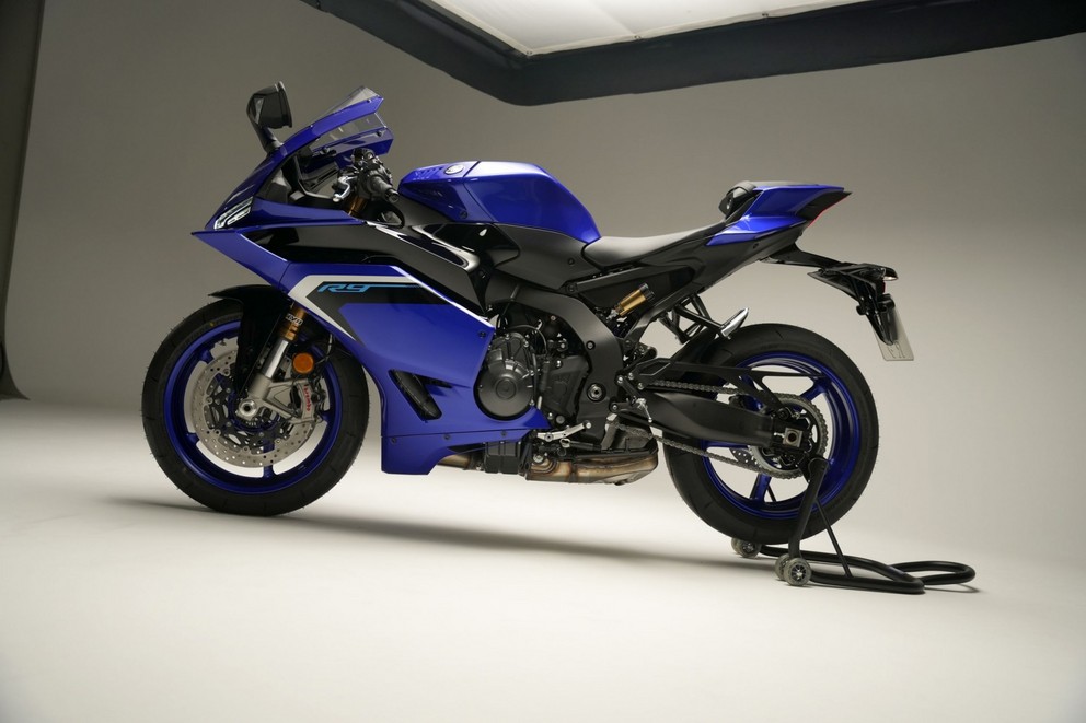 Yeni Yamaha R9 2025 - Resim 60