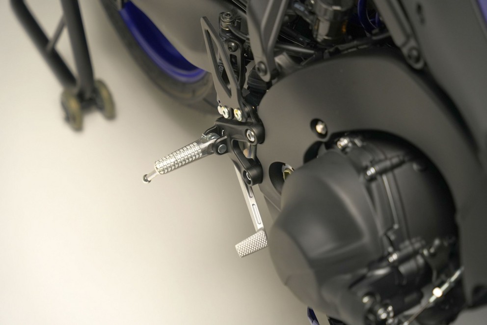 New Yamaha R9 2025 - Image 92