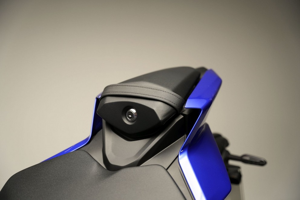 New Yamaha R9 2025 - Image 7